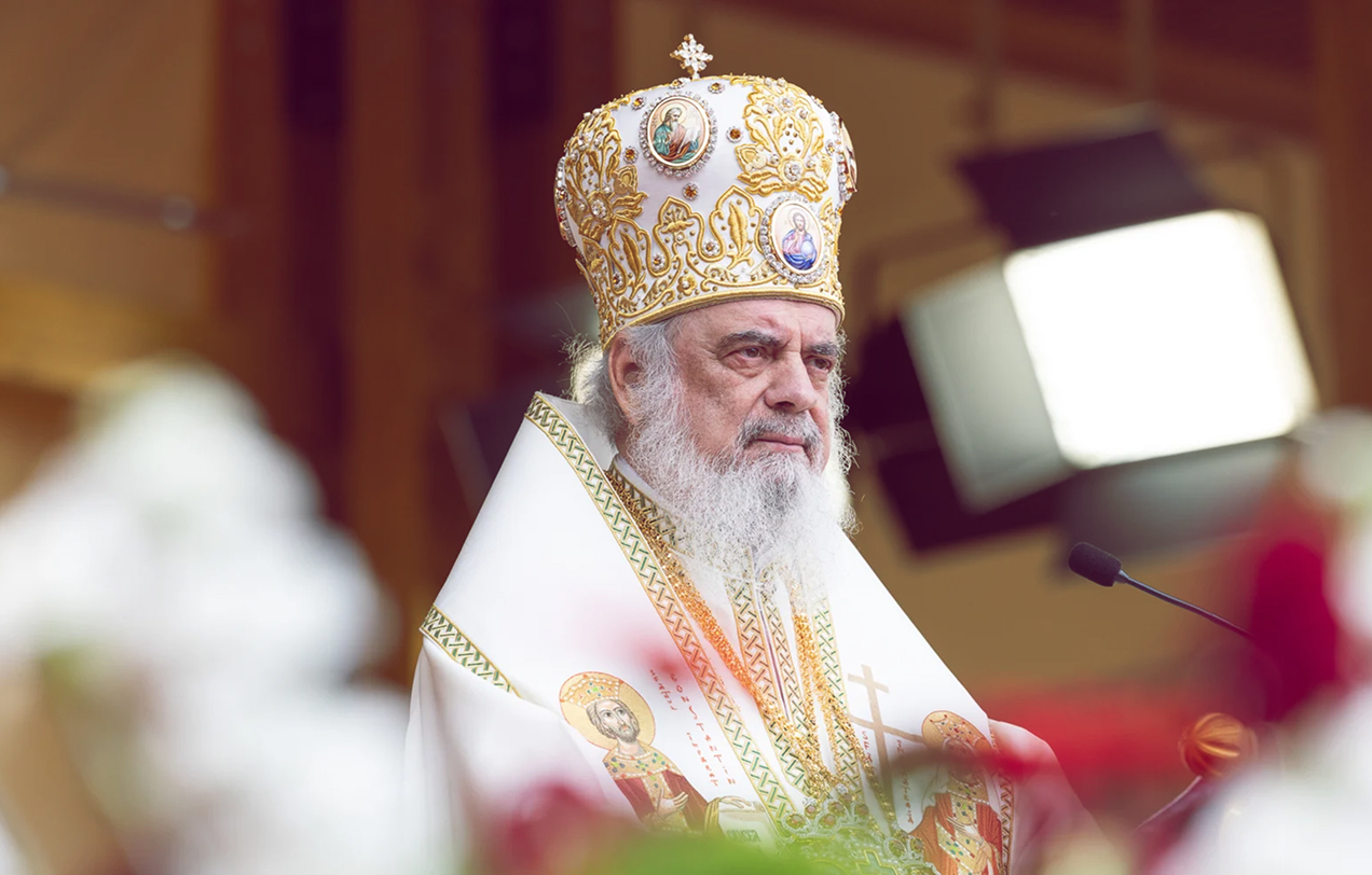Patriarhul Daniel_ Domnul Hristos, înălțat întru slavă la cer, a ajutat Biserica Sa prin Sf. Împărați Constantin și Elena