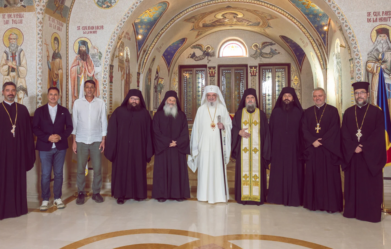 Moaștele Sf. Ana de la Cutlumuș au ajuns în România_ Patriarhul Daniel a amintit legăturile mănăstirii cu Țara Românească